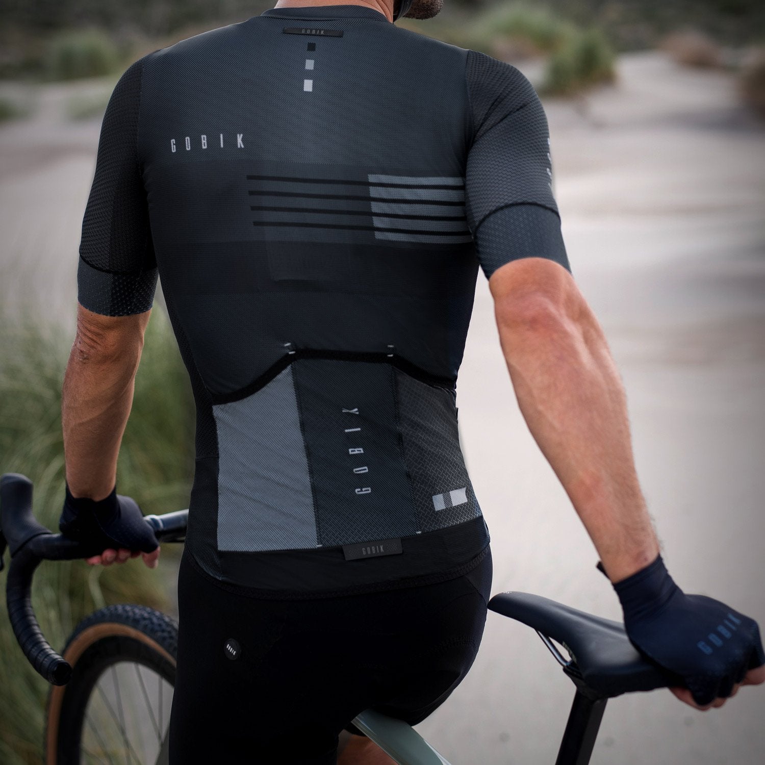 GOBIK CARRERA BLACK SHADE JERSEY